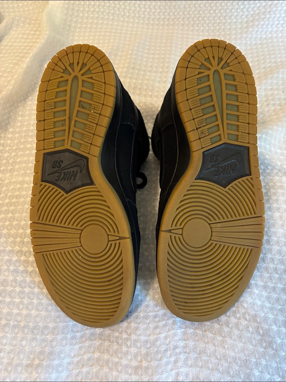 Nike Suede Hightops - Picture 6 of 9